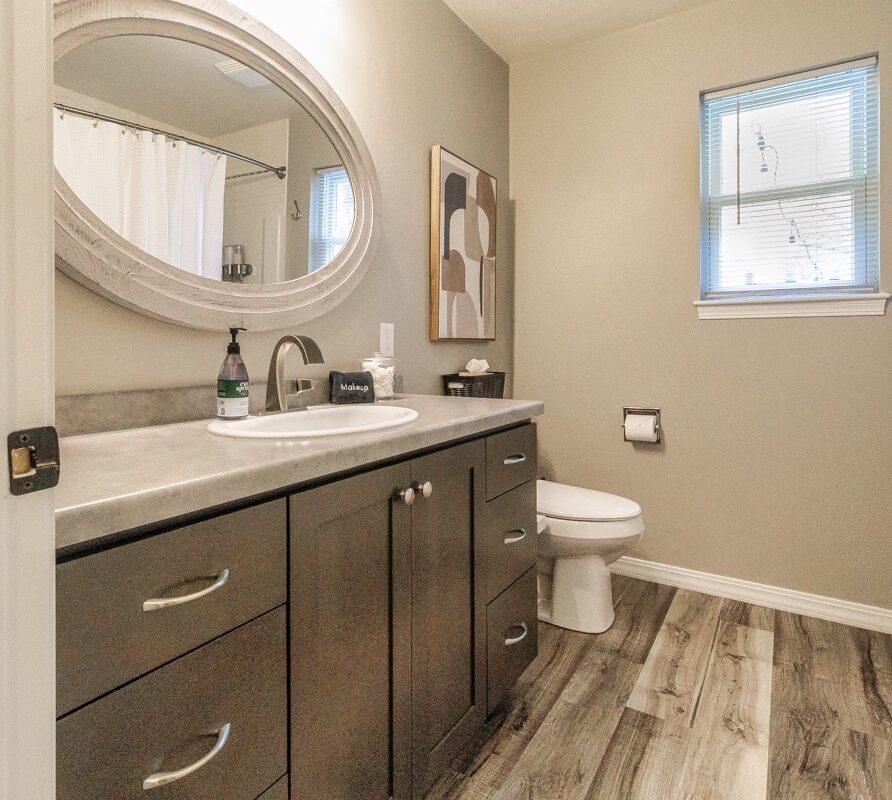 Welcome to your modern retreat on 14th Street, just steps from Lambeau Field. This stylish, fully equipped home offers comfort, convenience, and the perfect location for game days, family stays, or weekend getaways in Green Bay.
