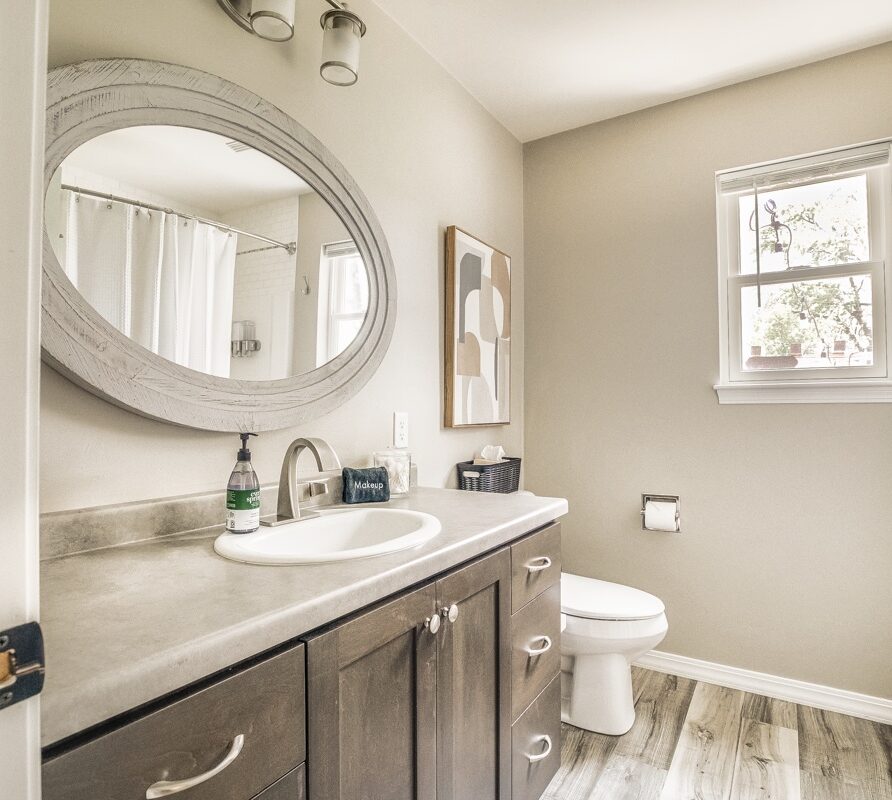 Welcome to your modern retreat on 14th Street, just steps from Lambeau Field. This stylish, fully equipped home offers comfort, convenience, and the perfect location for game days, family stays, or weekend getaways in Green Bay.