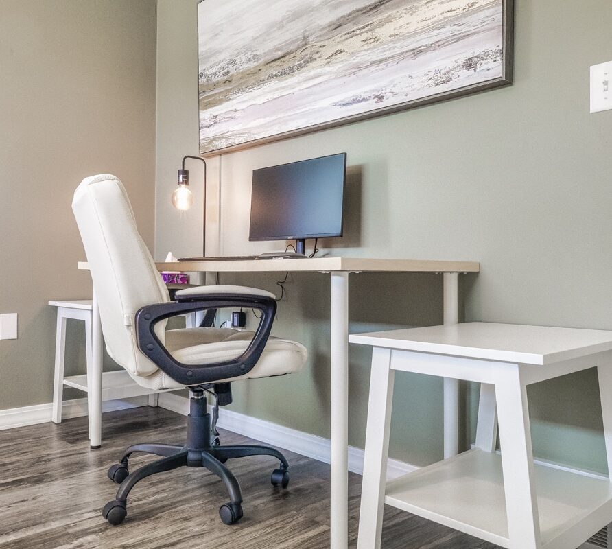 Welcome to your modern retreat on 14th Street, just steps from Lambeau Field. This stylish, fully equipped home offers comfort, convenience, and the perfect location for game days, family stays, or weekend getaways in Green Bay.