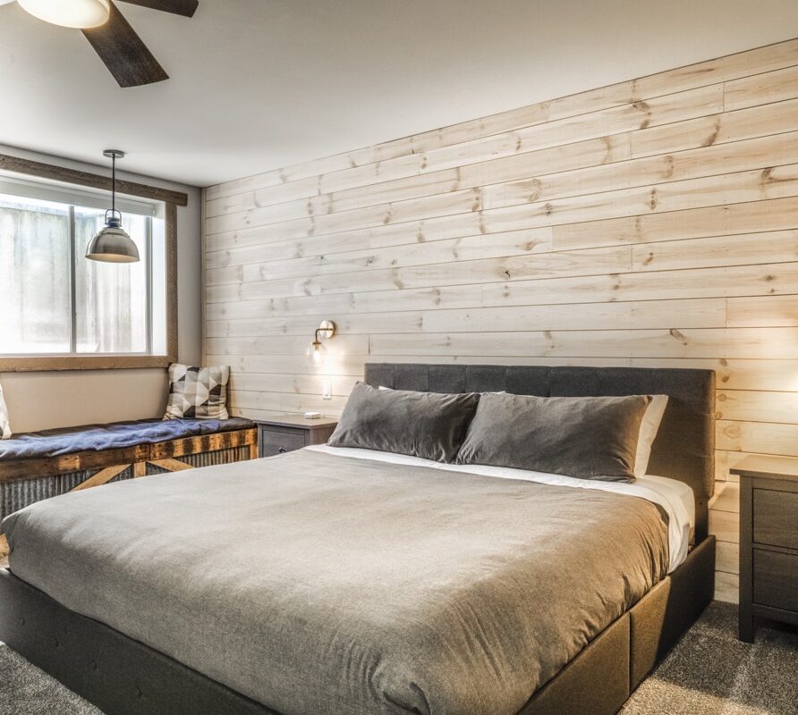 Welcome to your modern retreat on 14th Street, just steps from Lambeau Field. This stylish, fully equipped home offers comfort, convenience, and the perfect location for game days, family stays, or weekend getaways in Green Bay.