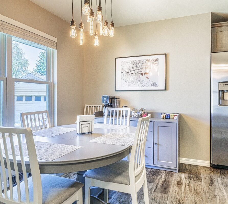 Welcome to your modern retreat on 14th Street, just steps from Lambeau Field. This stylish, fully equipped home offers comfort, convenience, and the perfect location for game days, family stays, or weekend getaways in Green Bay.