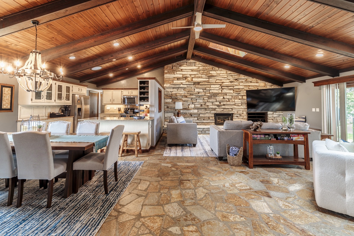Relax at this 3-bedroom, 2.5-bath waterfront home on the Suamico River with direct access to the Bay. Ideal for boating, fishing, and outdoor fun, this peaceful retreat offers comfort, scenic views, and adventure right from your backyard.